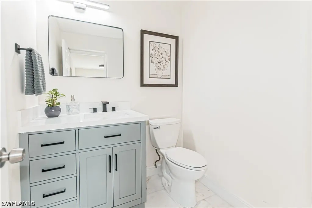 1060 Cooper Drive Naples FL 34103