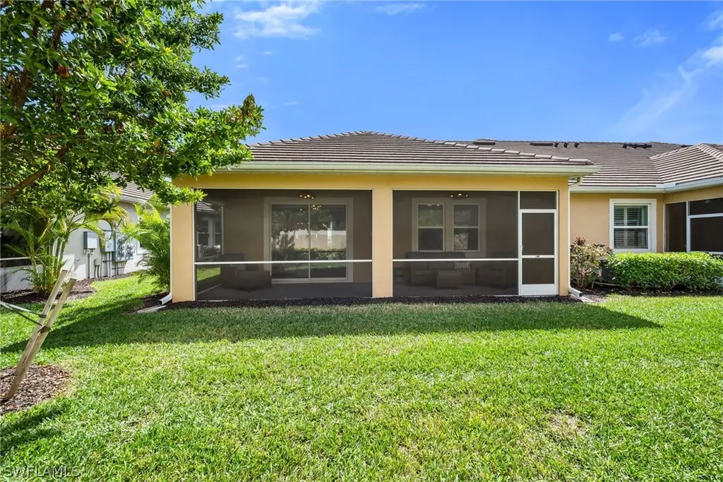 4552 Arboretum Circle Naples FL 34112