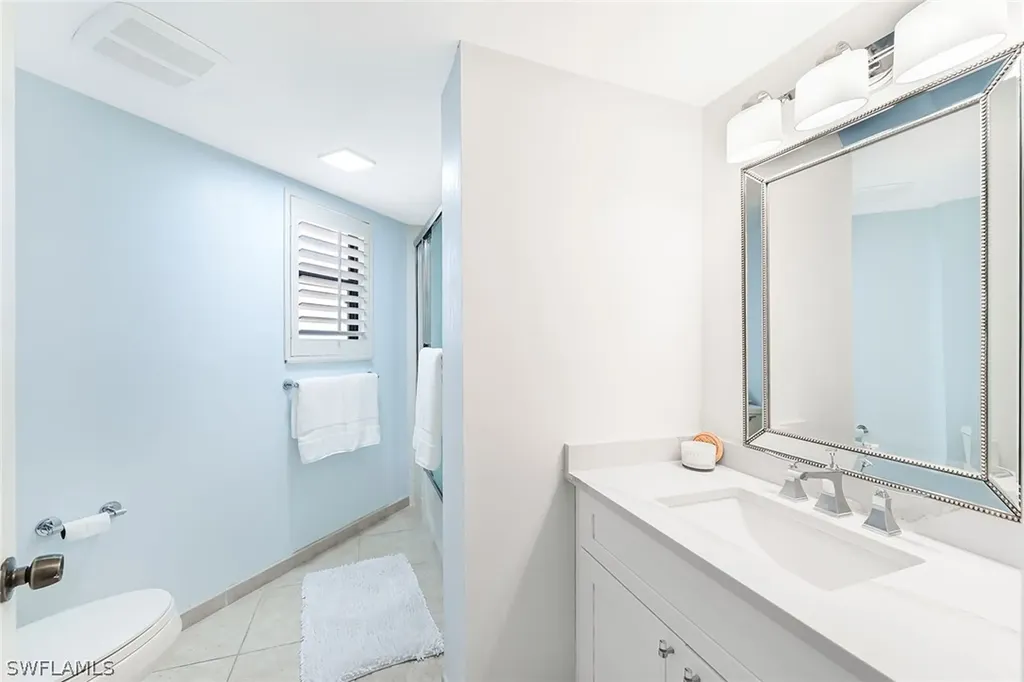 6075 Pelican Bay Boulevard Naples FL 34108