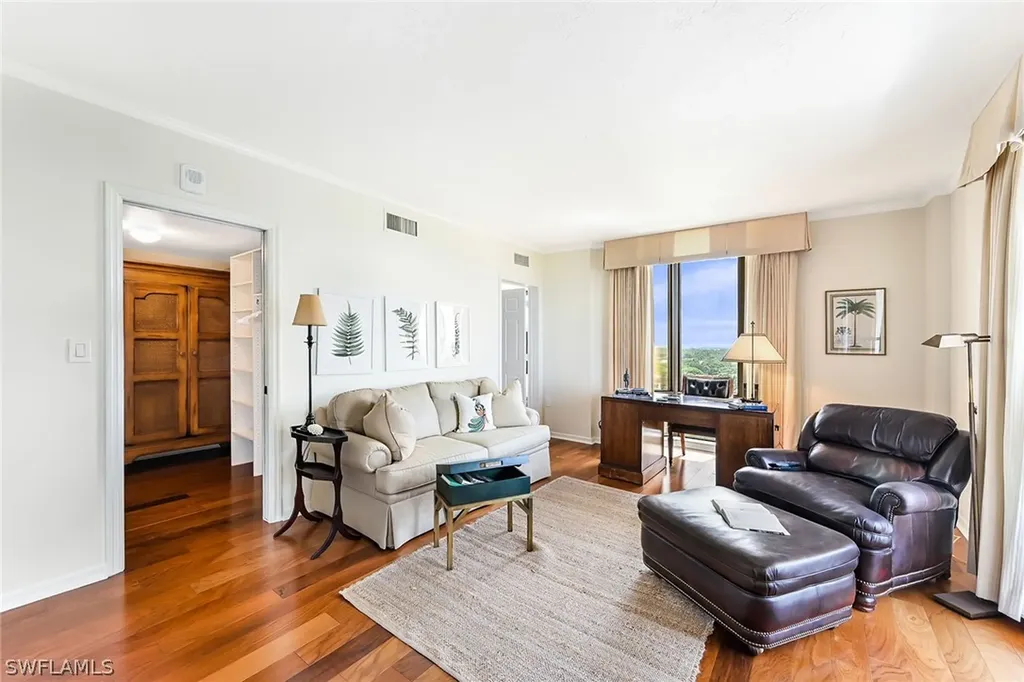 6075 Pelican Bay Boulevard Naples FL 34108