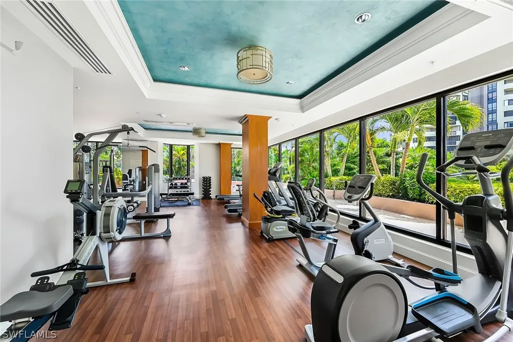 6075 Pelican Bay Boulevard Naples FL 34108