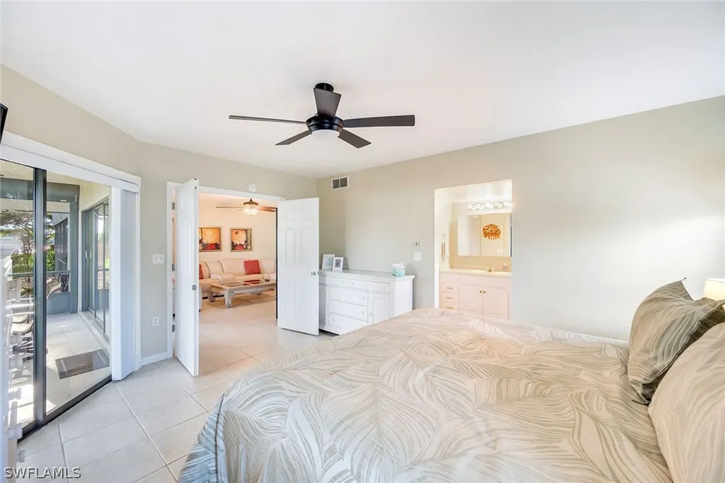 1802 Kings Lake Boulevard Naples FL 34112