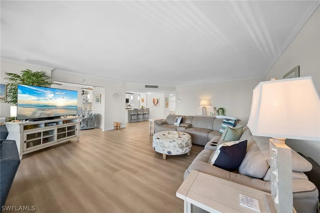 845 Collier Court Marco Island FL 34145