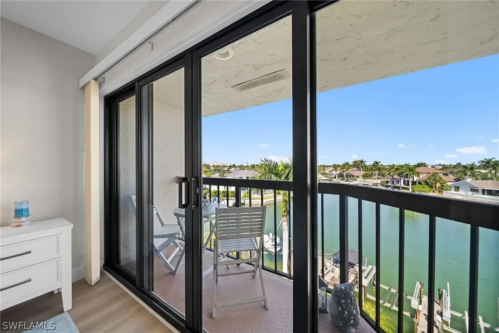 845 Collier Court Marco Island FL 34145