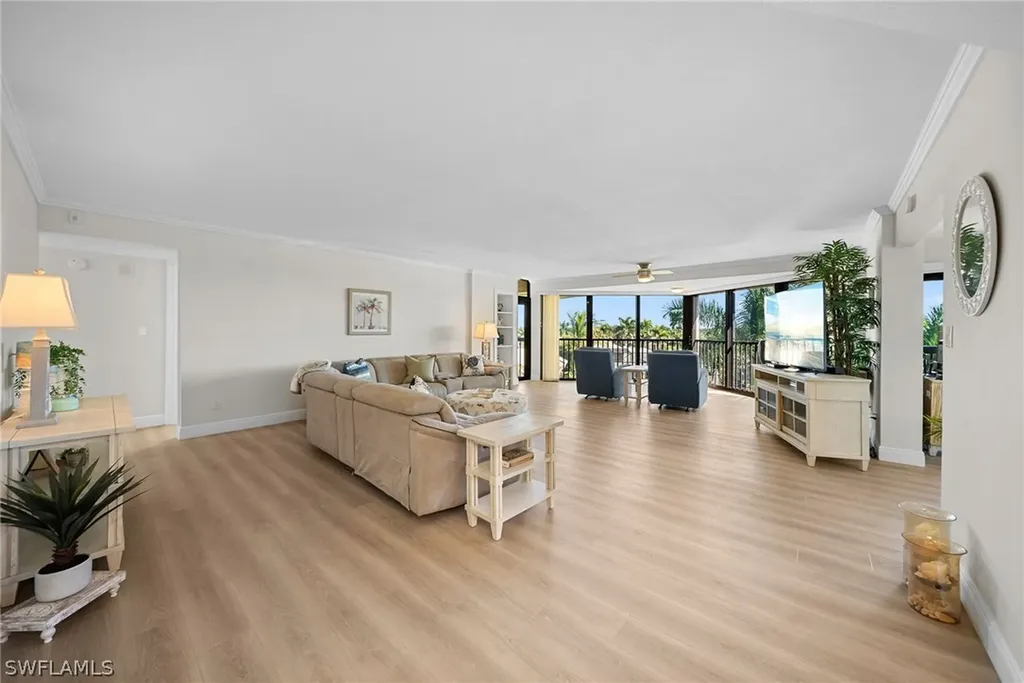 845 Collier Court Marco Island FL 34145