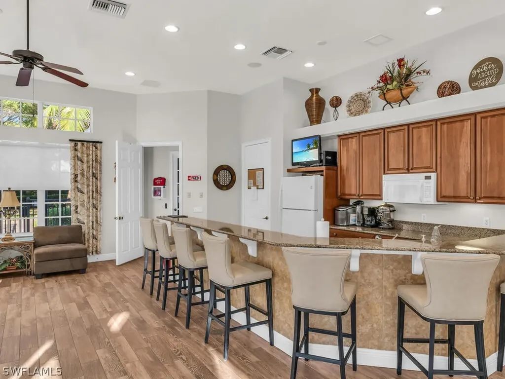 7873 Hawthorne Drive Naples FL 34113