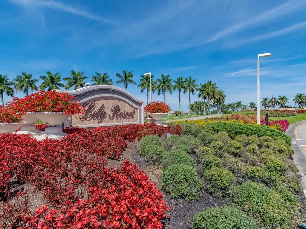 7873 Hawthorne Drive Naples FL 34113