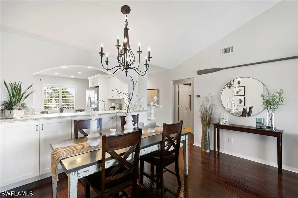10682 Gulf Shore Drive Naples FL 34108