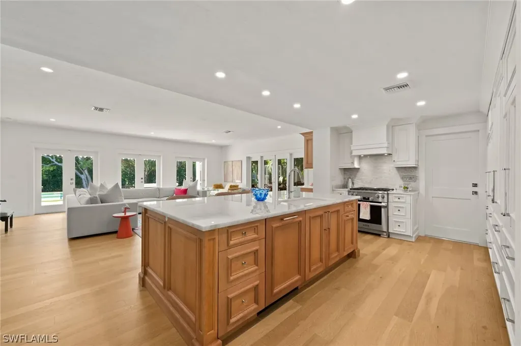 1949 Alamanda Drive Naples FL 34102