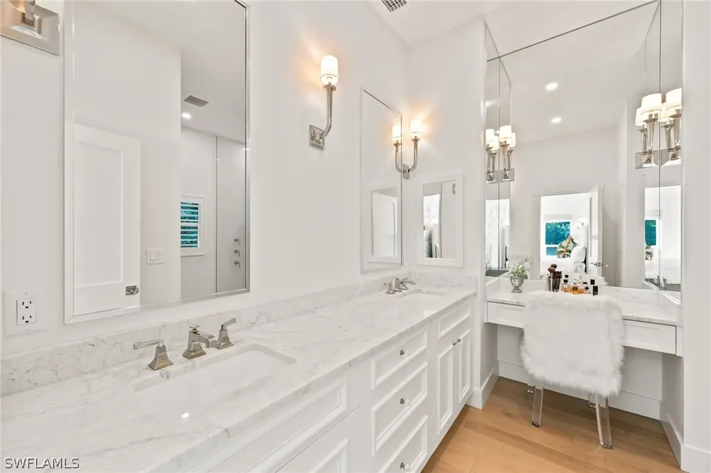 1949 Alamanda Drive Naples FL 34102