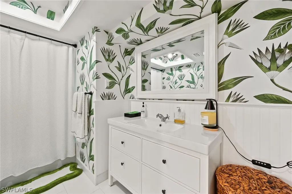 1949 Alamanda Drive Naples FL 34102