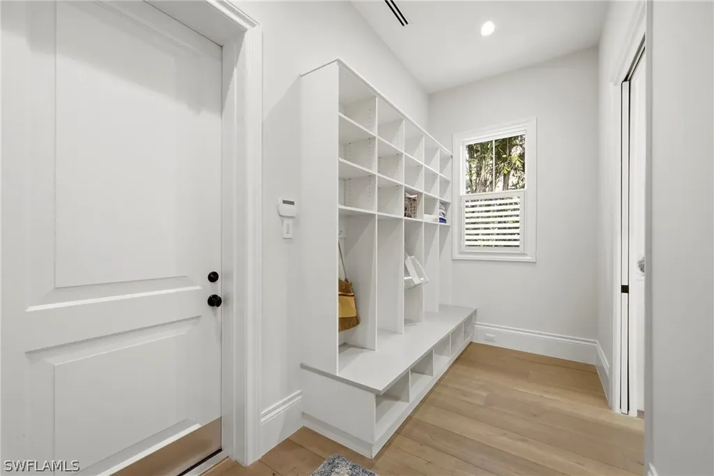 215 3rd Avenue N Naples FL 34102