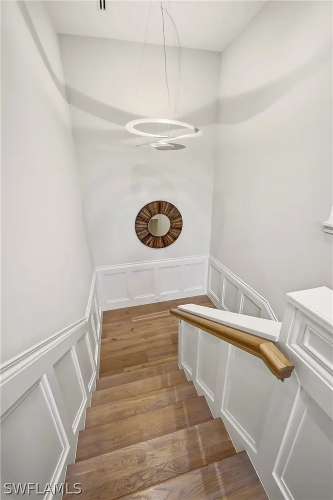 215 3rd Avenue N Naples FL 34102