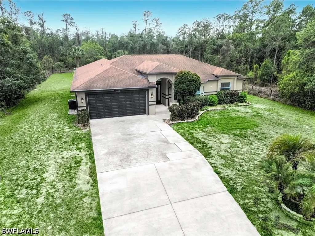 4480 47th Avenue NE Naples FL 34120