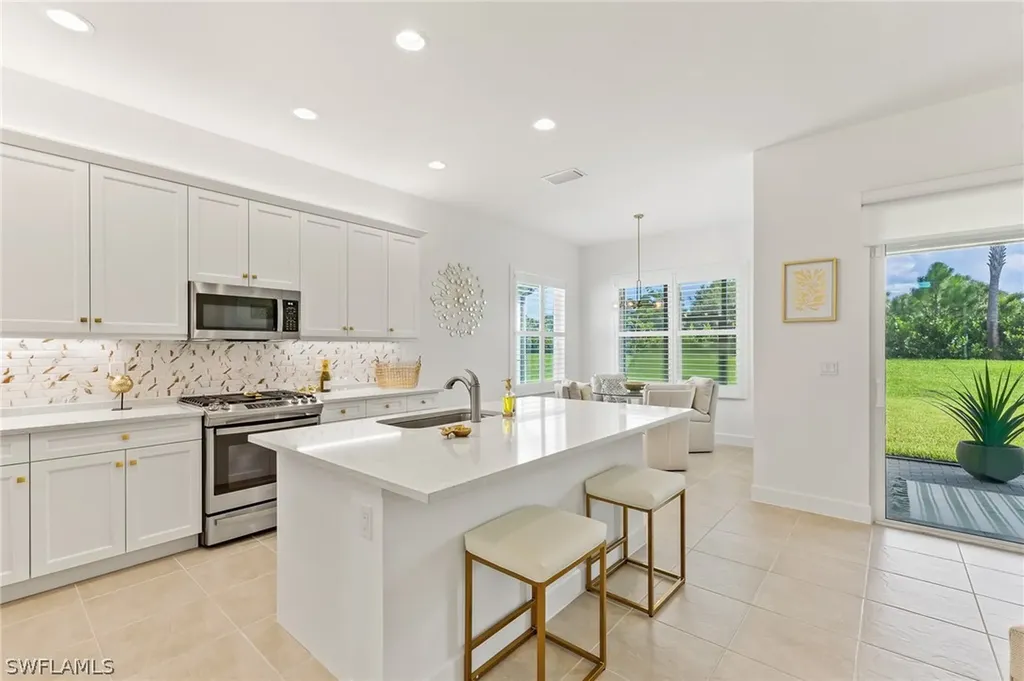 12349 Dahlia Court Naples FL 34120