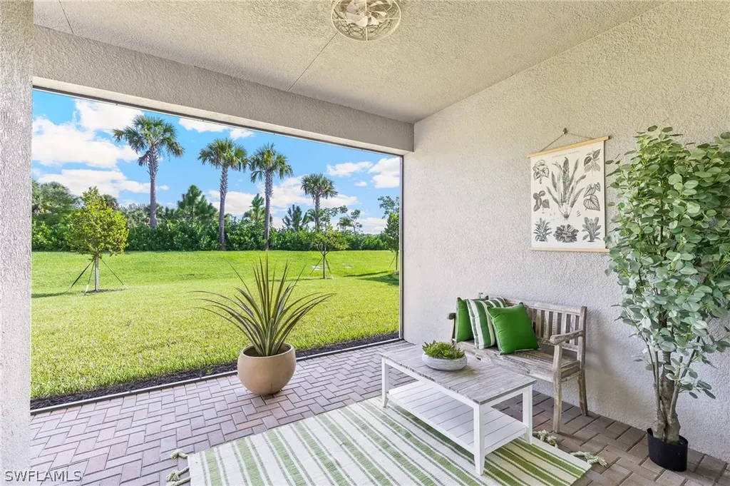 12349 Dahlia Court Naples FL 34120
