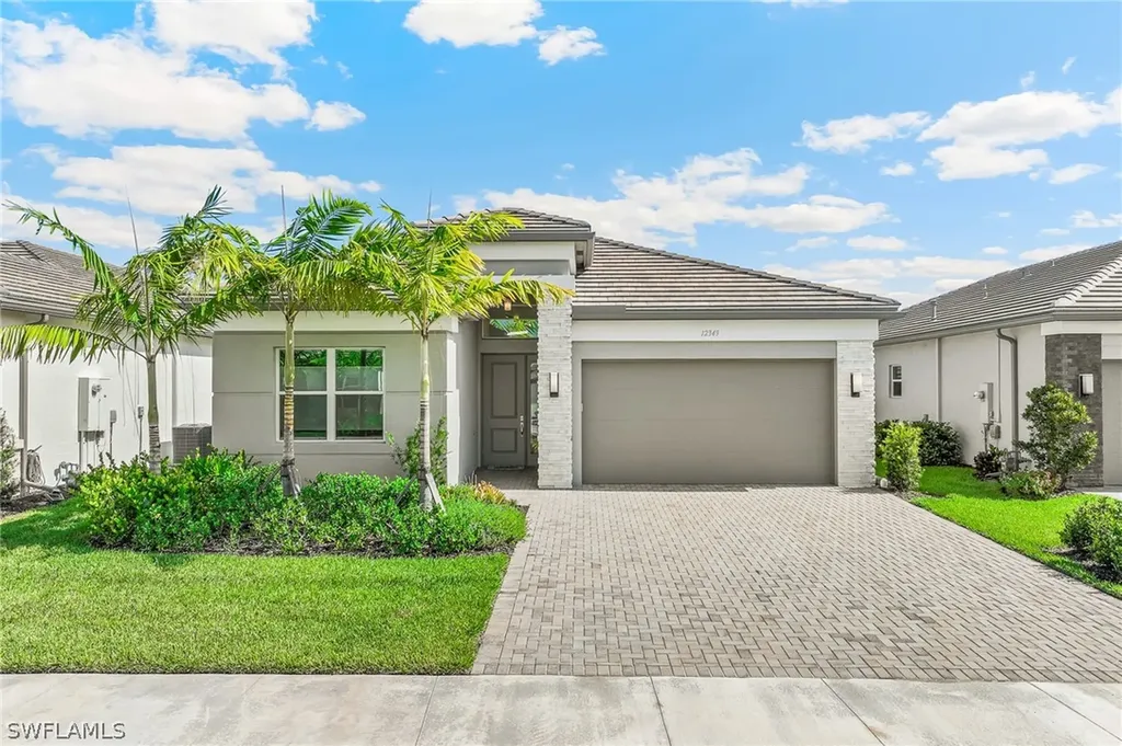 12349 Dahlia Court Naples FL 34120
