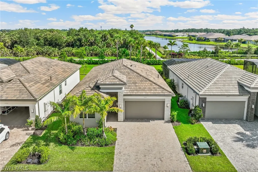 12349 Dahlia Court Naples FL 34120