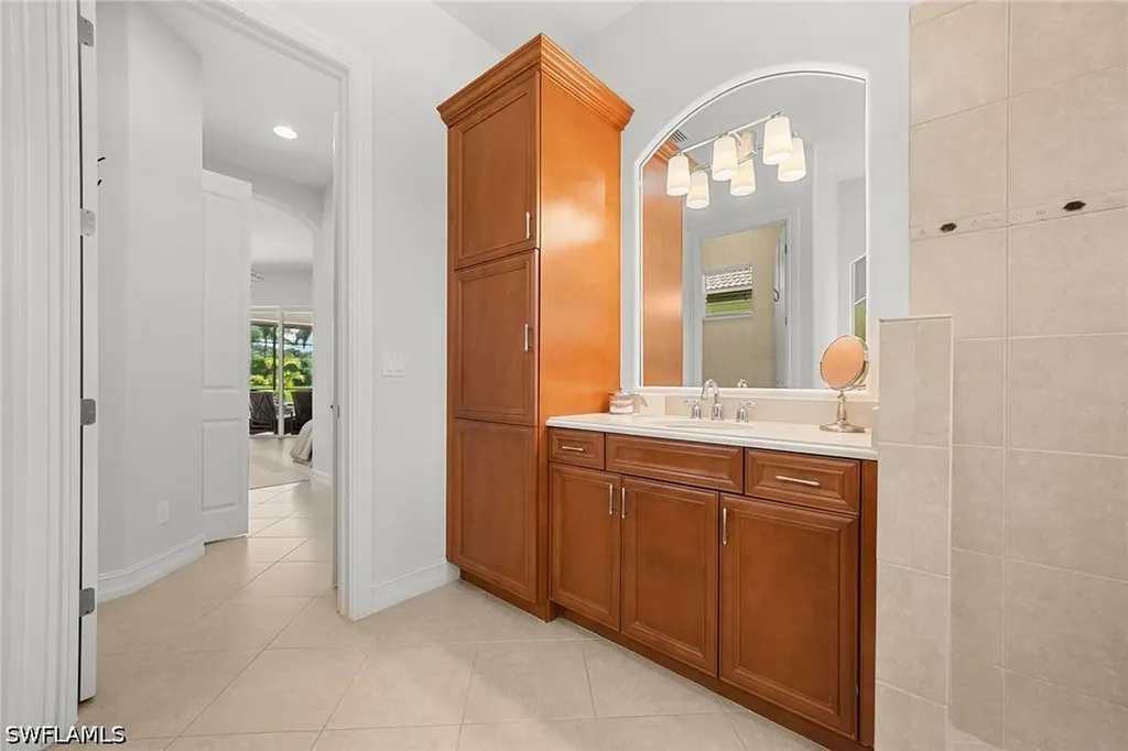 7692 Cottesmore Drive Naples FL 34113