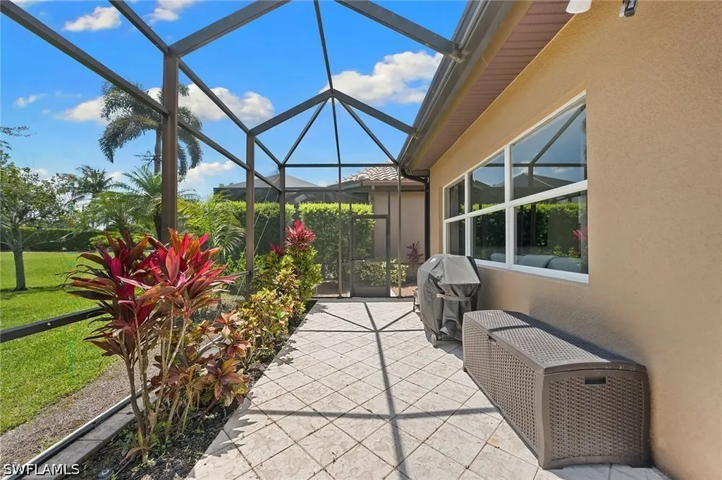 7692 Cottesmore Drive Naples FL 34113