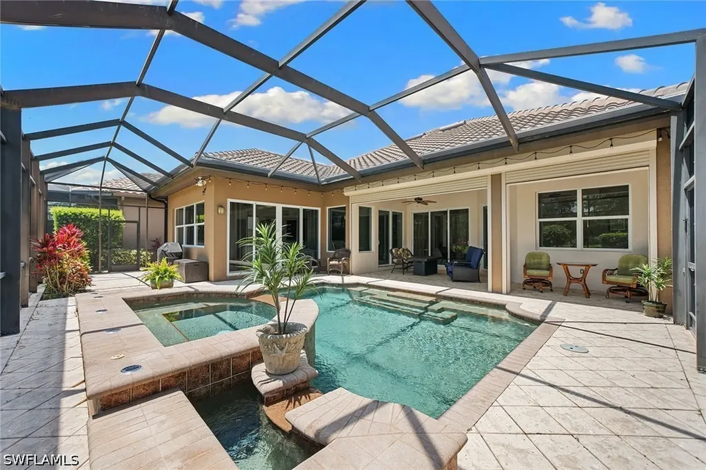 7692 Cottesmore Drive Naples FL 34113