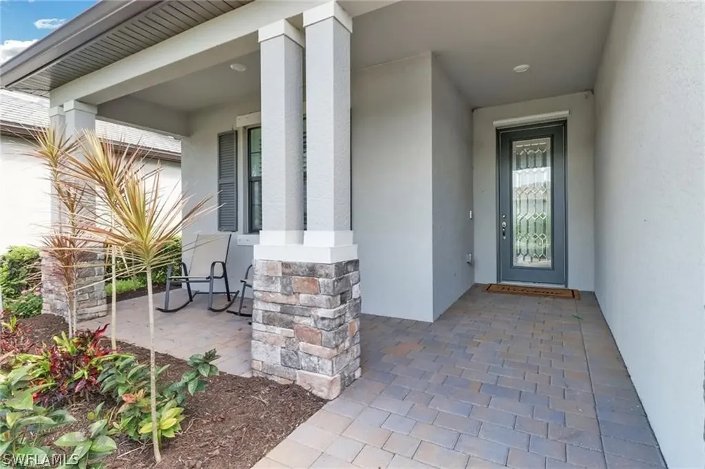17609 Ashcomb Way Estero FL 33928