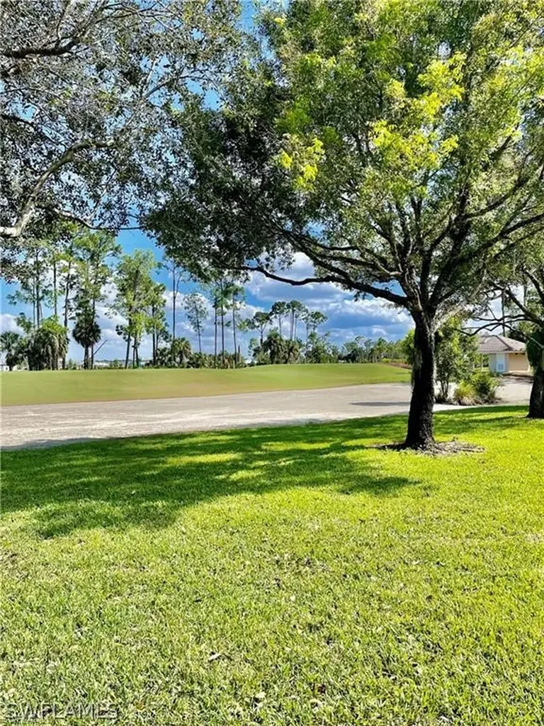 2132 Par Drive Naples FL 34120
