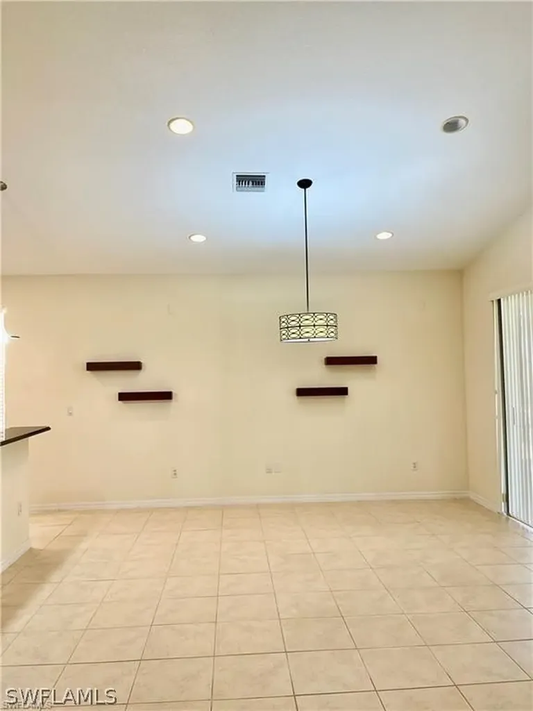 2132 Par Drive Naples FL 34120