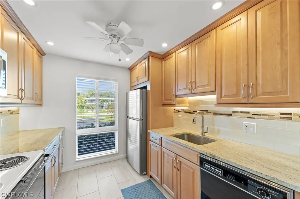 219 Palm Drive Naples FL 34112
