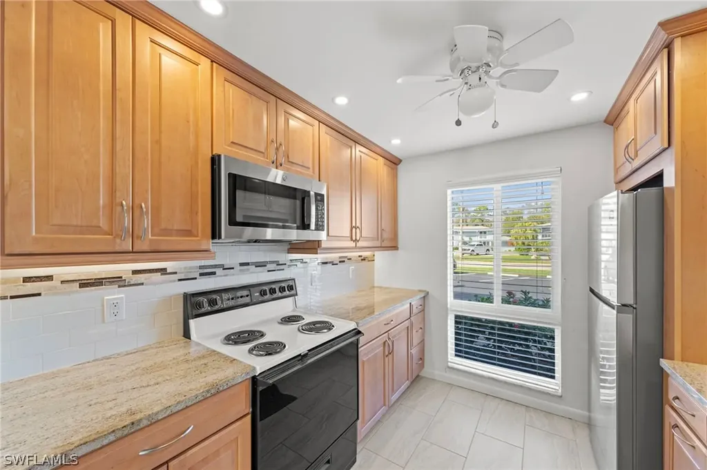 219 Palm Drive Naples FL 34112