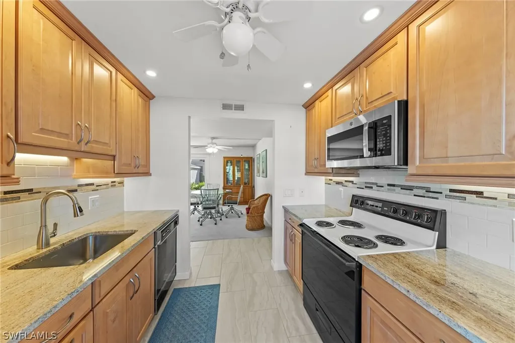 219 Palm Drive Naples FL 34112