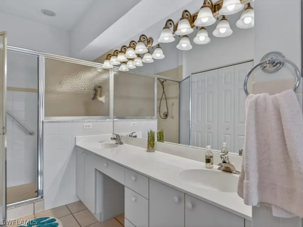 5210 Birmingham Drive Naples FL 34110