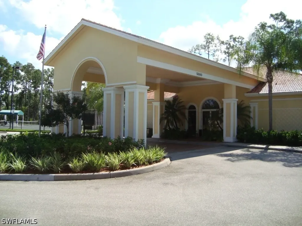 5210 Birmingham Drive Naples FL 34110