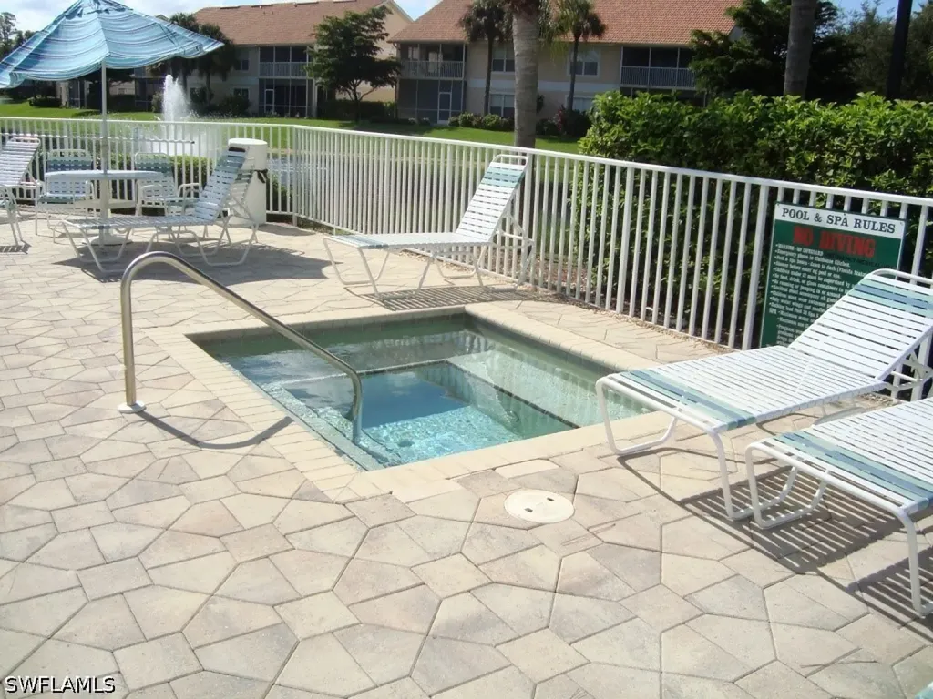 5210 Birmingham Drive Naples FL 34110