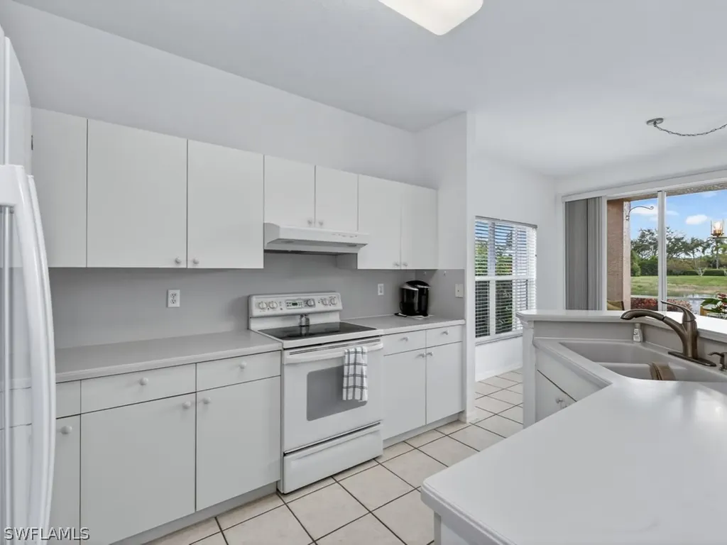 5210 Birmingham Drive Naples FL 34110