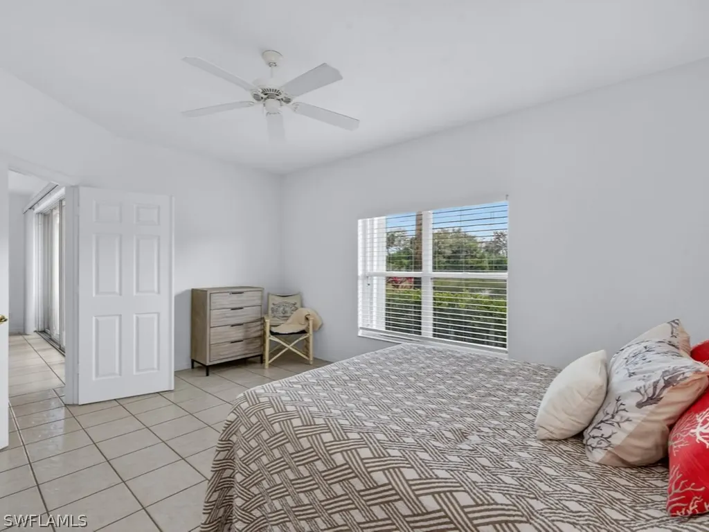5210 Birmingham Drive Naples FL 34110