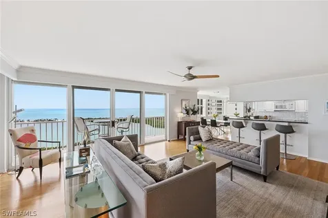 5550 Heron Point Drive Naples FL 34108