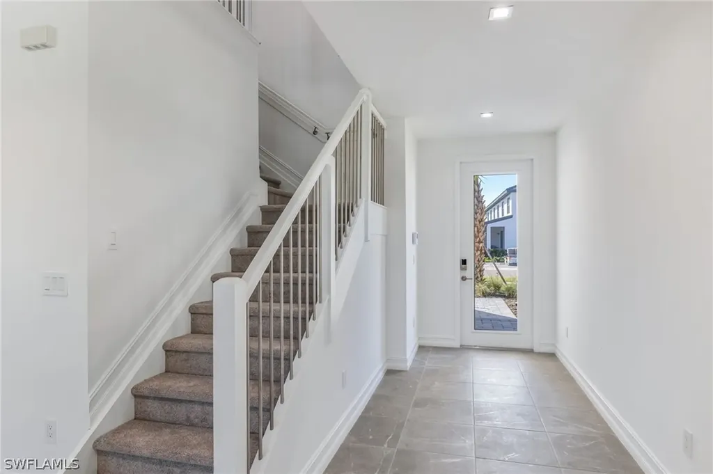 7574 Rockefeller Drive Naples FL 34119