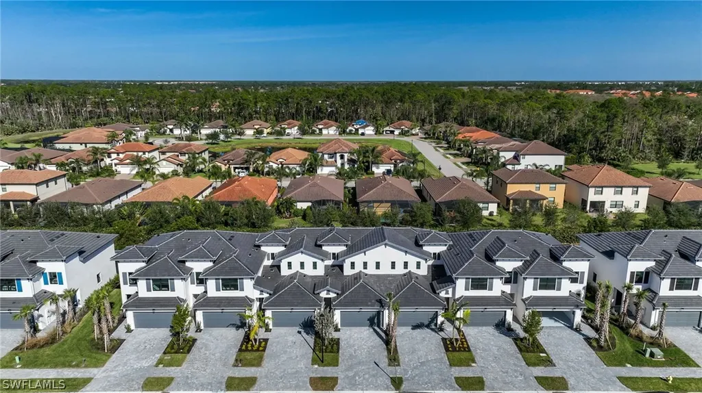 7574 Rockefeller Drive Naples FL 34119