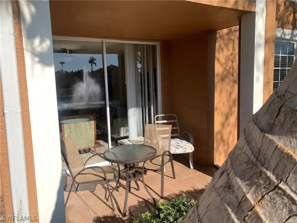 1275 Wildwood Lakes Boulevard Naples FL 34104