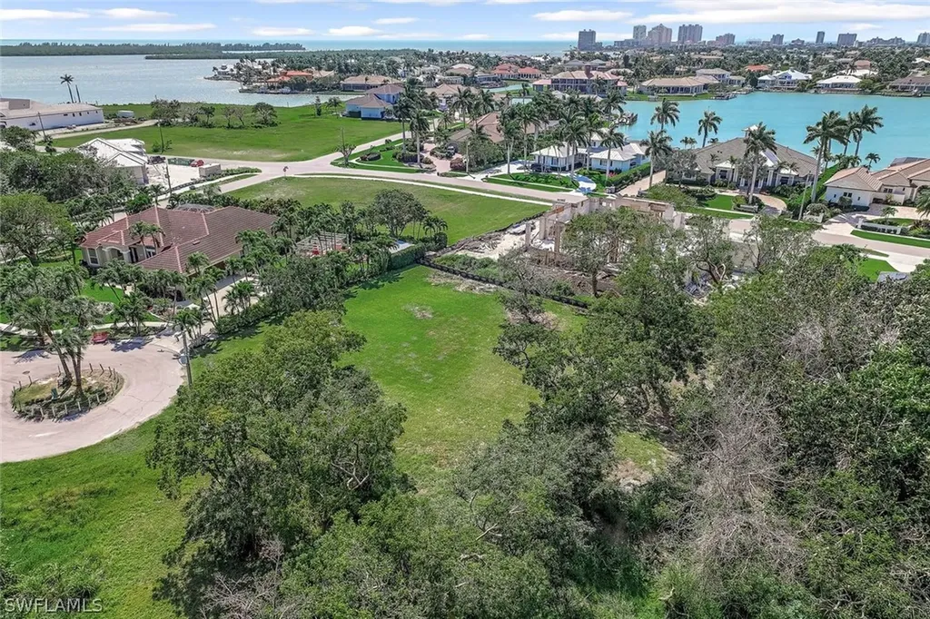 965 Leo Court Marco Island FL 34145