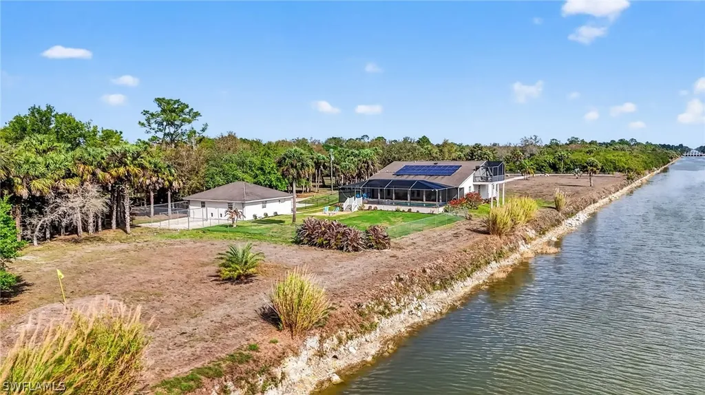 3886 24th Avenue SE Naples FL 34117