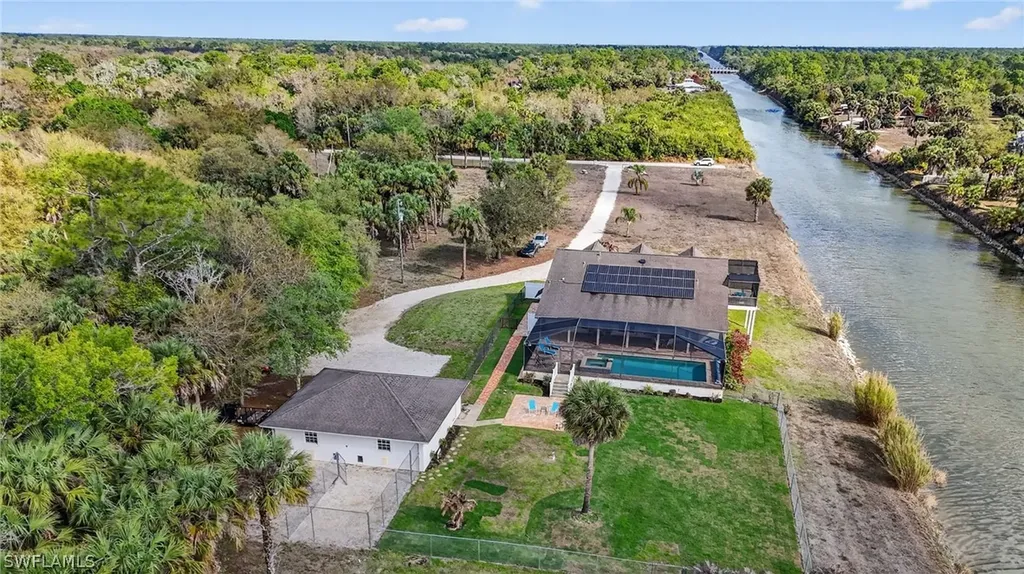 3886 24th Avenue SE Naples FL 34117