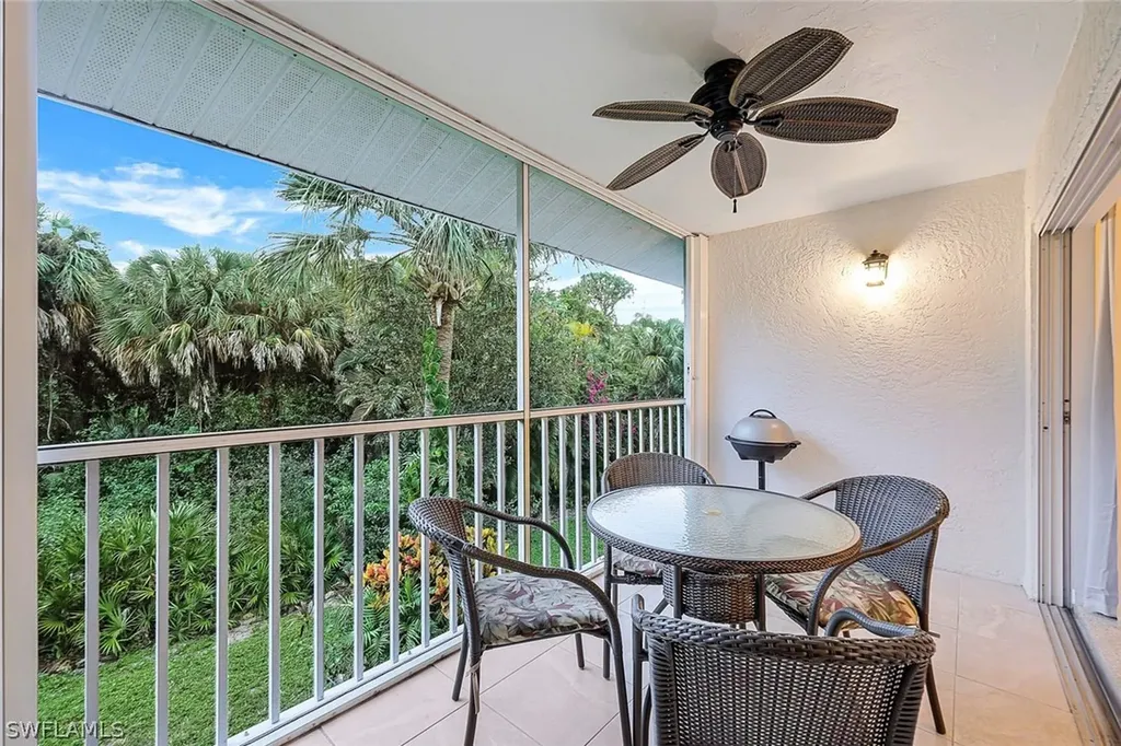 228 Belina Drive Naples FL 34104
