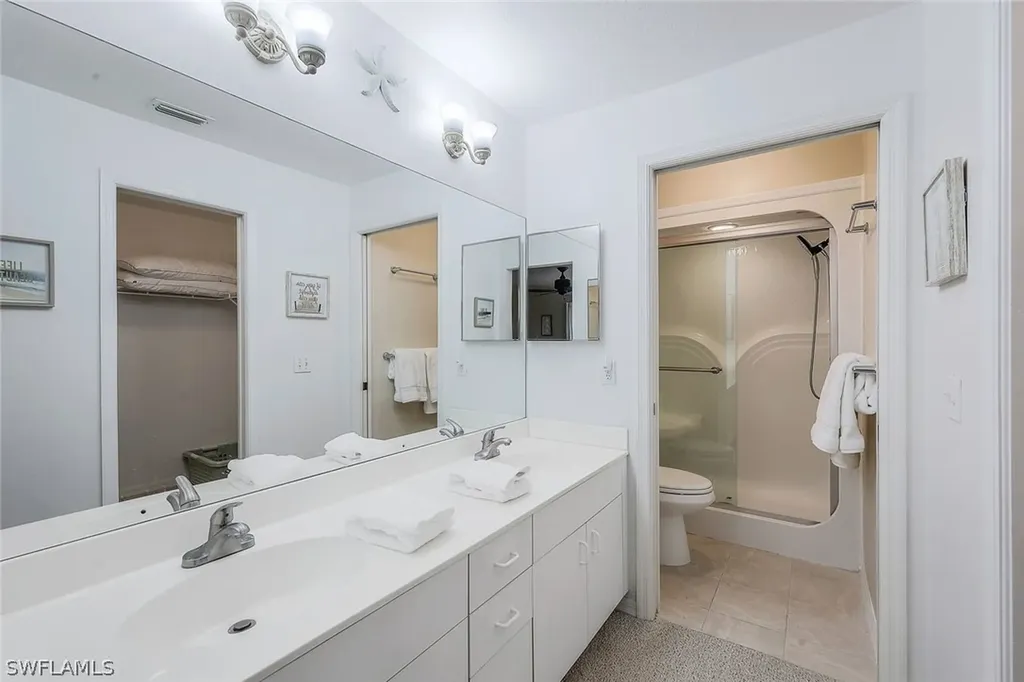228 Belina Drive Naples FL 34104