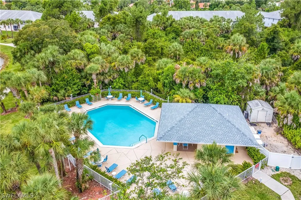 228 Belina Drive Naples FL 34104
