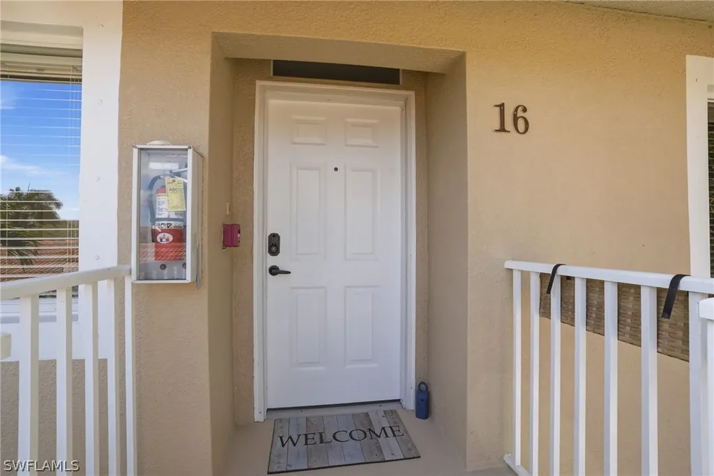 2386 Magnolia Avenue Naples FL 34112
