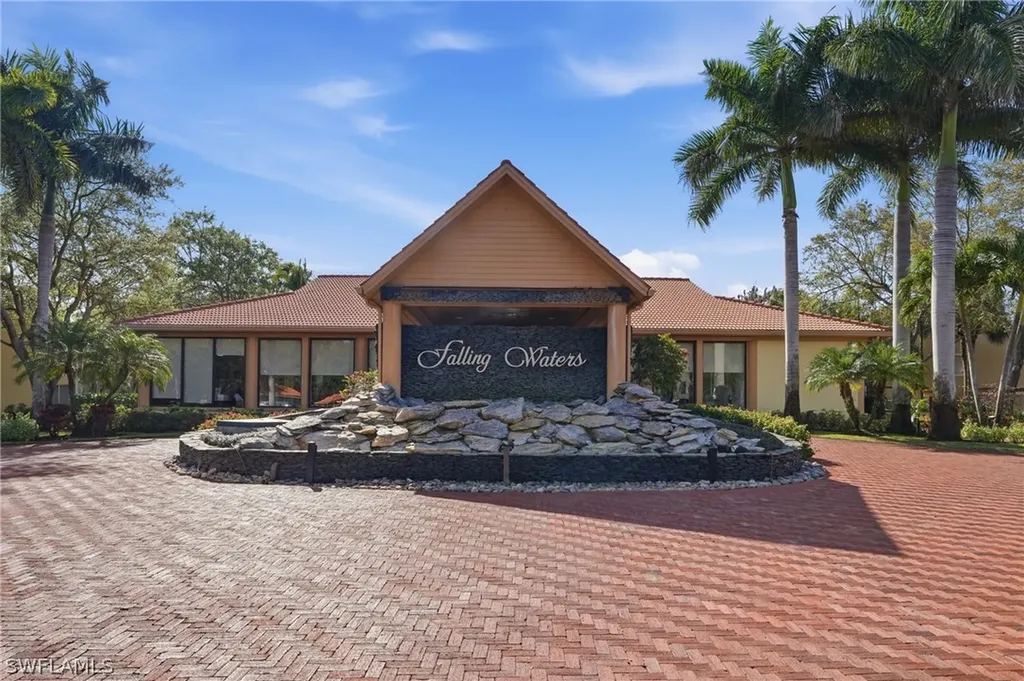 2386 Magnolia Avenue Naples FL 34112
