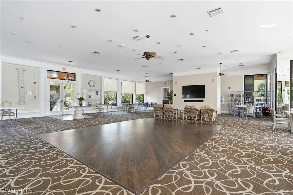2386 Magnolia Avenue Naples FL 34112