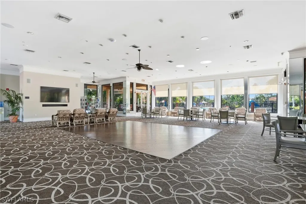 2386 Magnolia Avenue Naples FL 34112